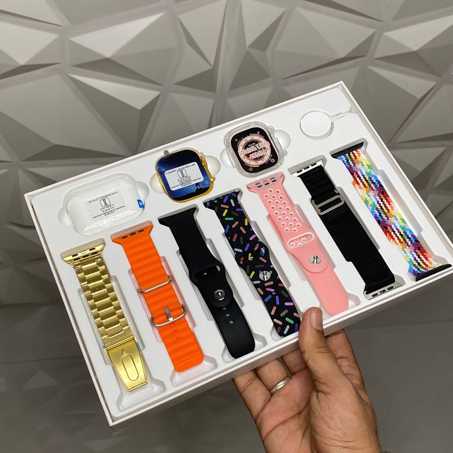 10 In1 Set Ultra Smart Bluetooth Calling Smartwatch + Earphones With Transparent Screen Guard Watch With Seven Classic Straps (Mix Color) 10 In1 Set Ultra Smart Bluetooth Calling Smartwatch + Earphones With Transparent Screen Guard Watch With Seven Classic Straps (Mix Color)
